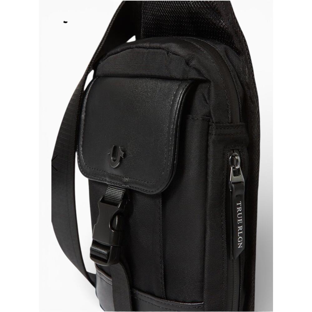 True Religion Black Sling Bag Crossbody Chest Pack Men's Adjustable Strap NWT